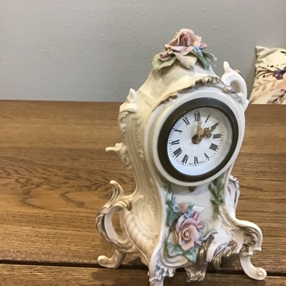 Vintage West German Unadjusted Ceramic Mantle Clock Signed - Picture 6 of 10